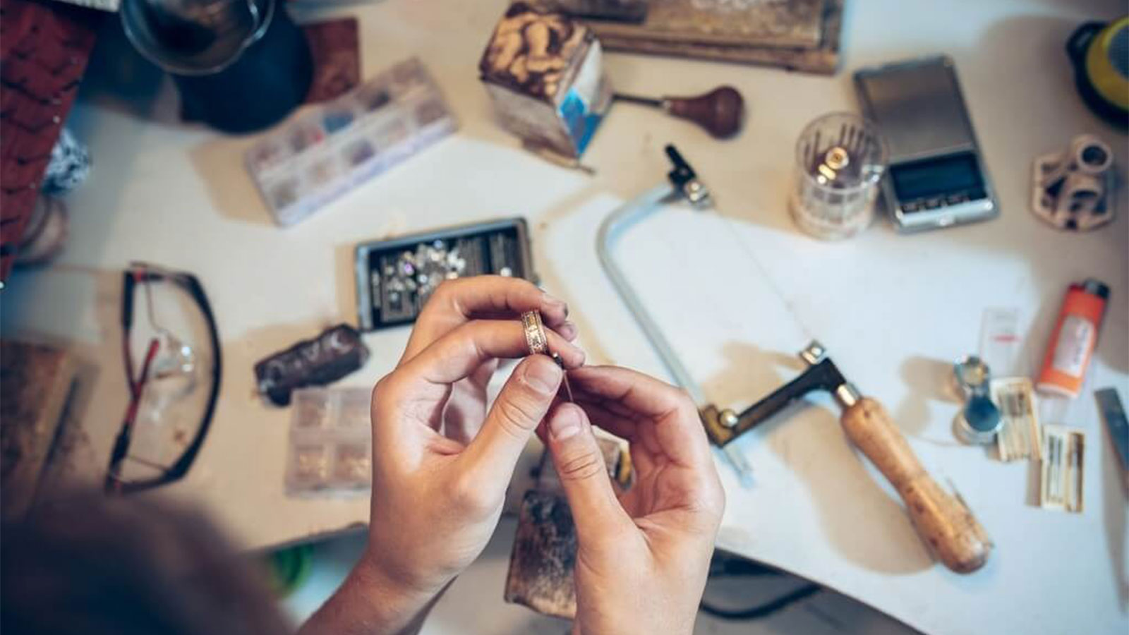 دوره آموزشی تعمیر فلزات قیمتی و جواهرآلات