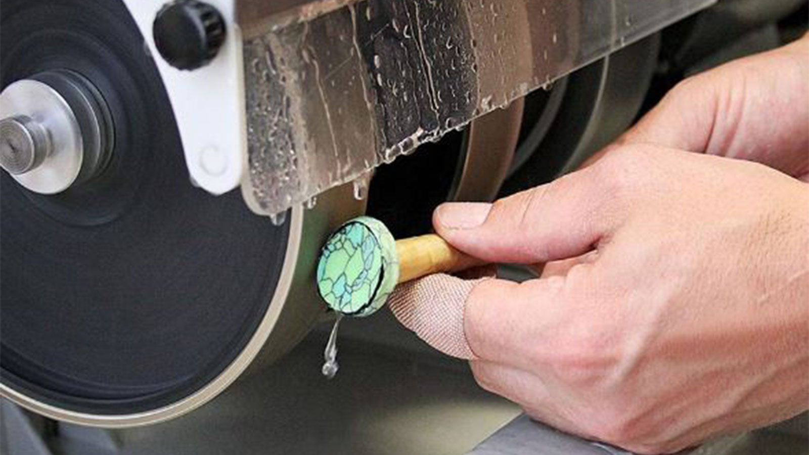 دوره آموزشی گوهرتراشی سنگ های قیمتی و نیمه قیمتی